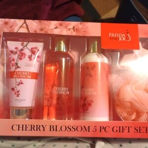 New cherry blossom 5 piece set